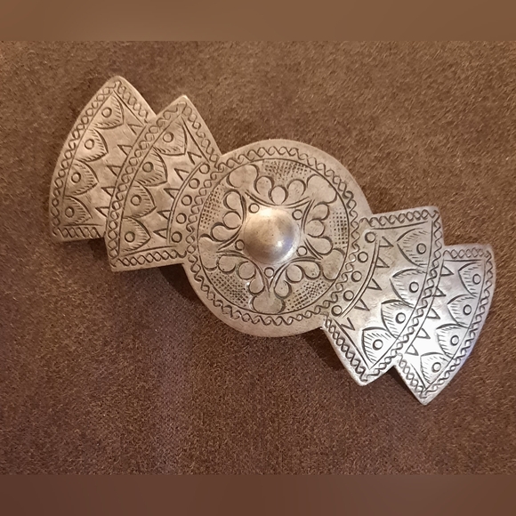 Vintage etched Silvertone Metal Hair Barrett made in Thailand new - Picture 6 of 10